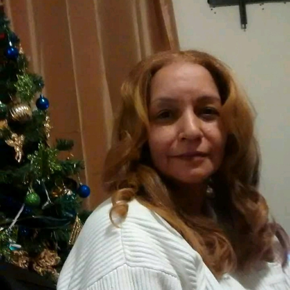Meet your Posher, Claudine
